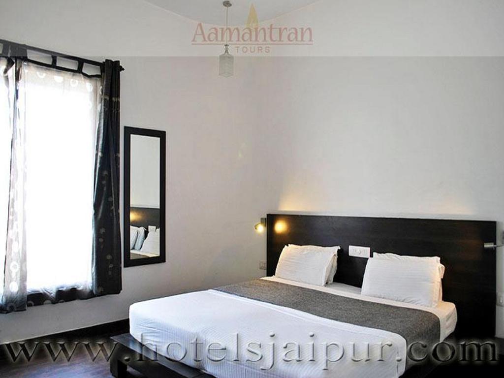 The Saneer Jaipur Hotel Exterior photo
